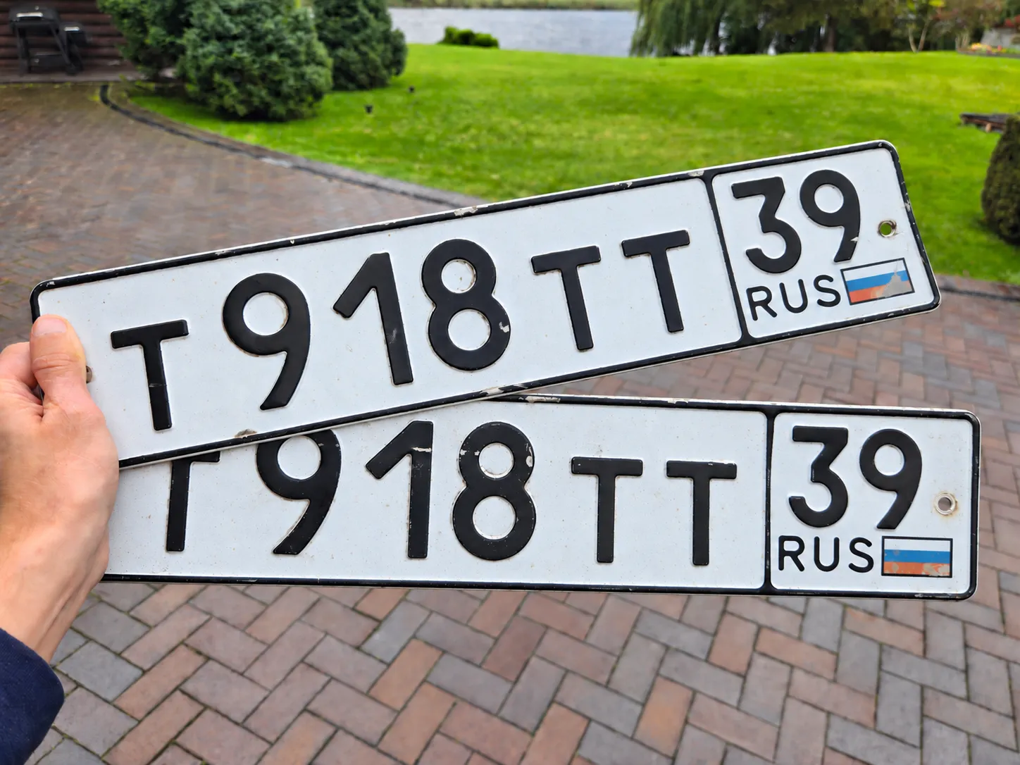Фото красивого госномера Т918ТТ 39